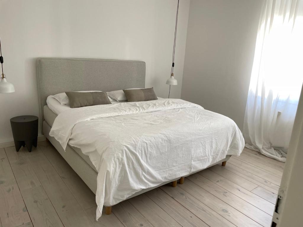 Апартаменты Haus Mit Tuermchen Золинген Экстерьер фото